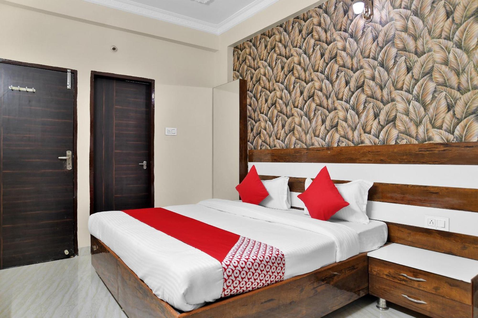 Hotel O Zodiac 印多尔 外观 照片
