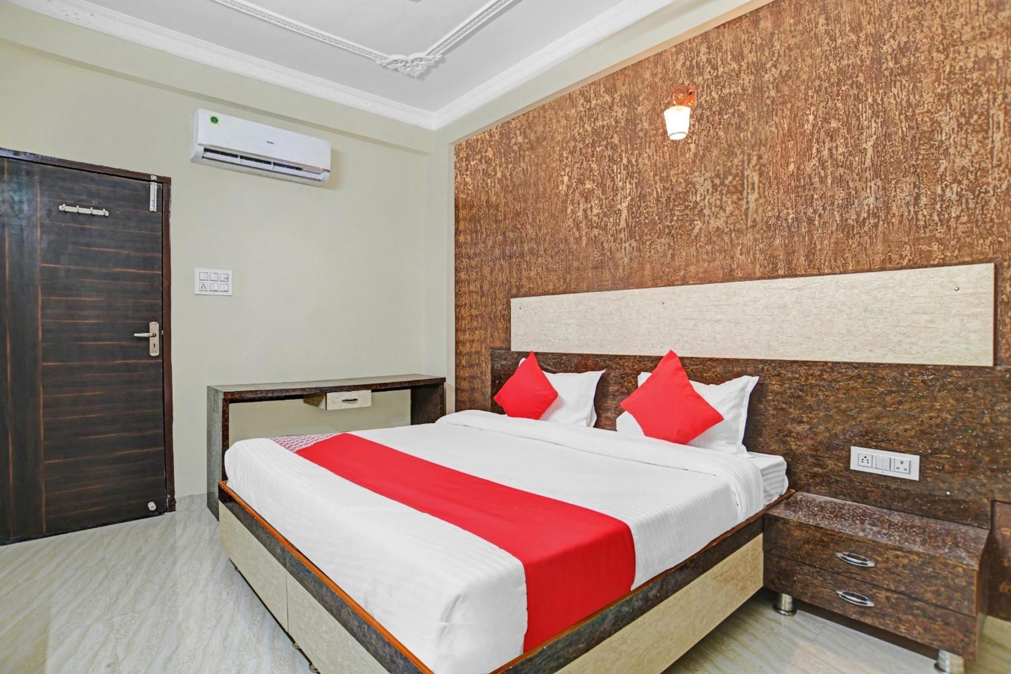 Hotel O Zodiac 印多尔 外观 照片