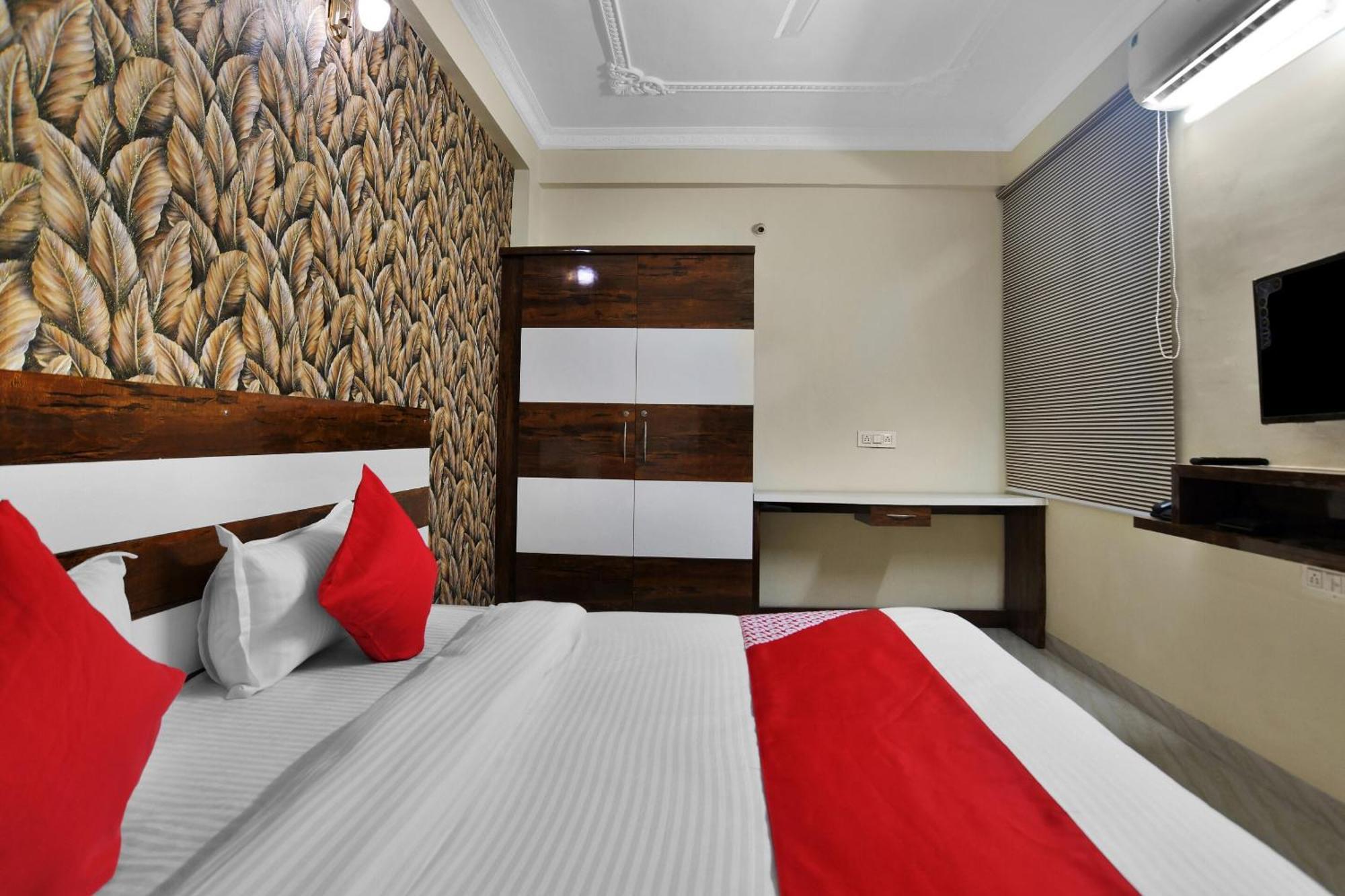Hotel O Zodiac 印多尔 外观 照片